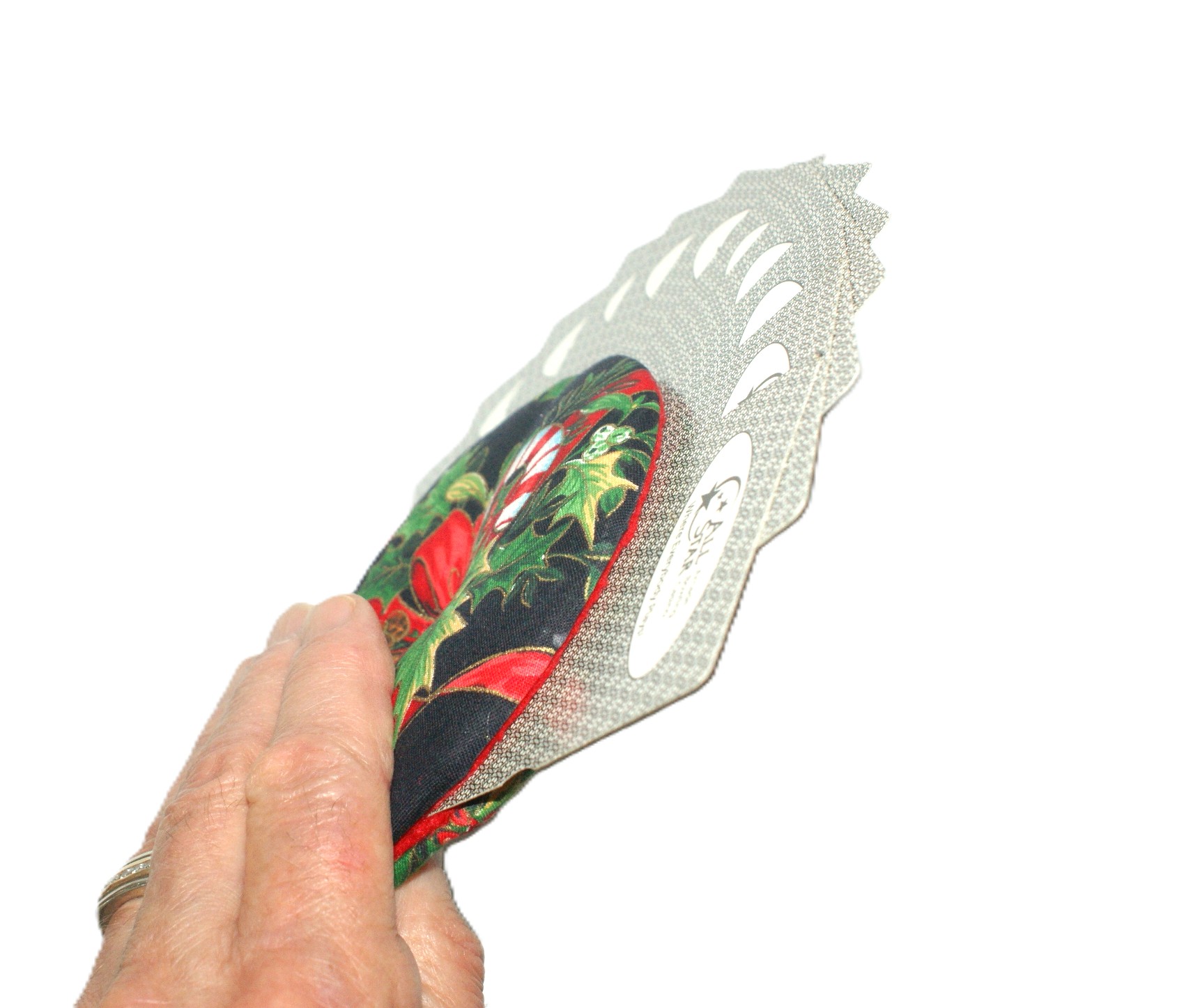 Yuletide Elegance - Image 2